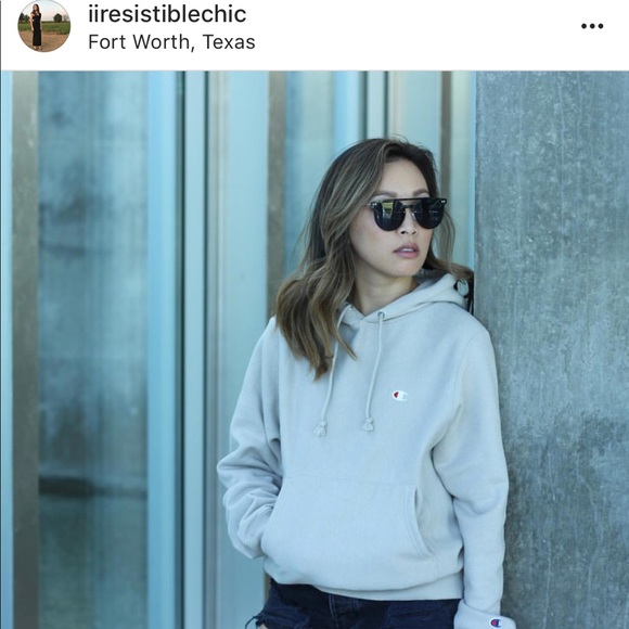 Champion Sweaters - UO champion hoodie